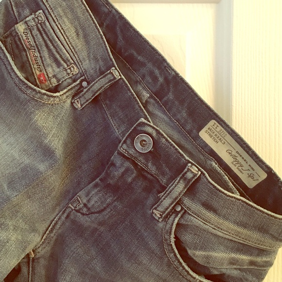 Diesel skinny jeans! Worn once✨ make me an offer!