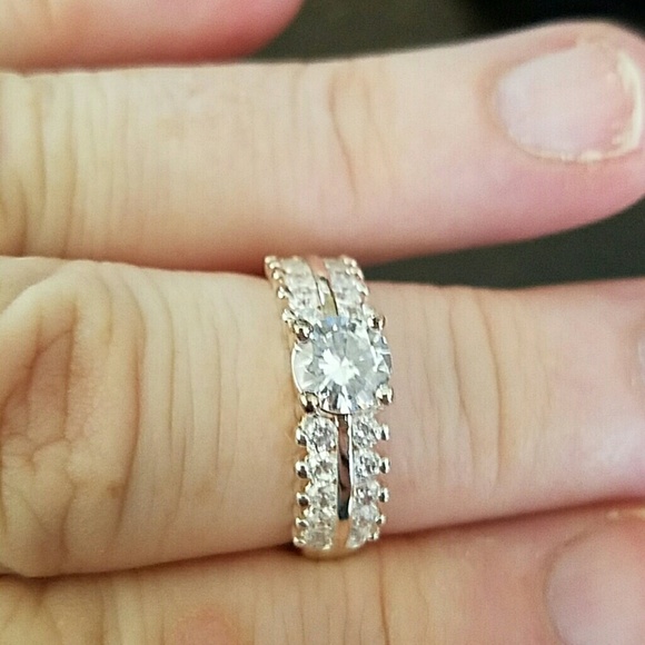 CZ Engagement Ring size 8 - Picture 2 of 2