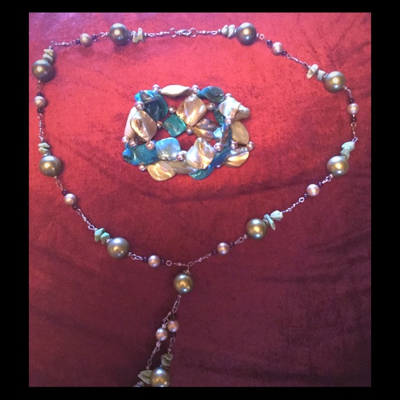 Green Pearl Necklace & Multi Color green bracelet - Picture 1 of 1