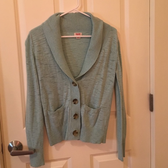 Cardigan - Picture 1 of 1