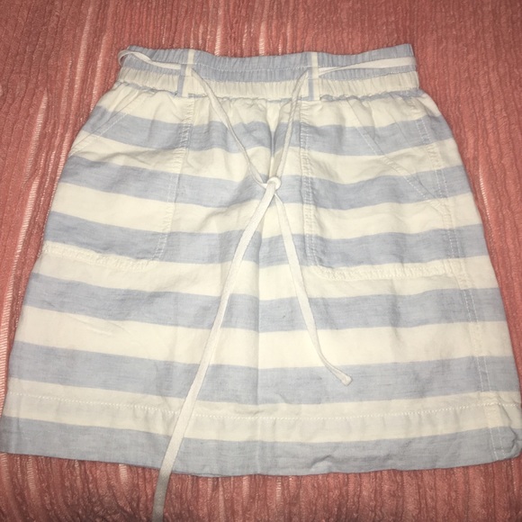 loft skirt- worn once, size xxs!!⚡️⭐️🌟