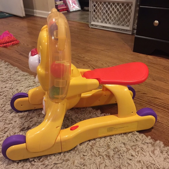 Lion Walker and Riding Toy - Picture 2 of 2