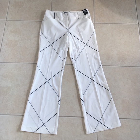 NY&Co dress pants. 7th avenue style size 6