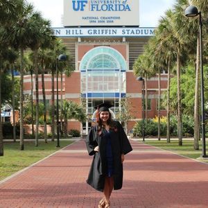 Meet your Posher, Katelyn