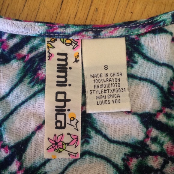 High-Low Flowy Tank Top - Picture 3 of 4