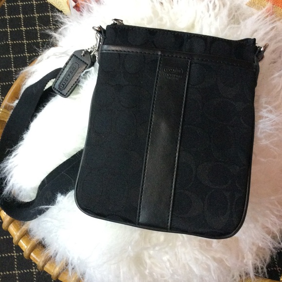 Sold Authentic Coach messenger