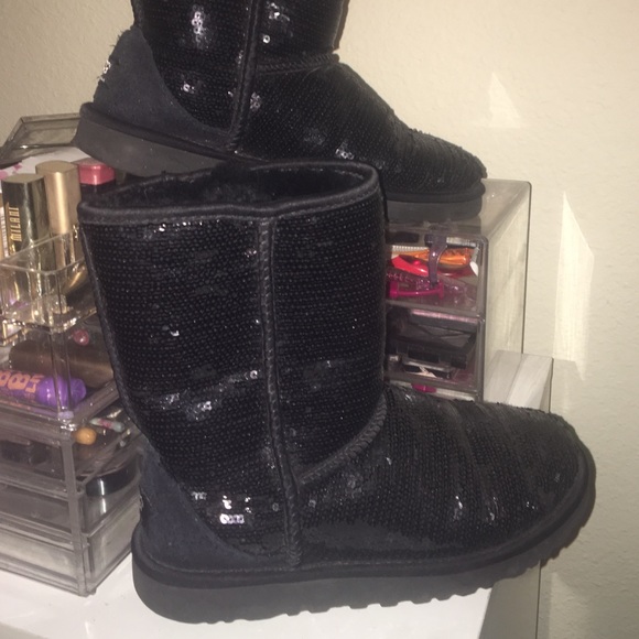 💥Sparkly UGGs💥