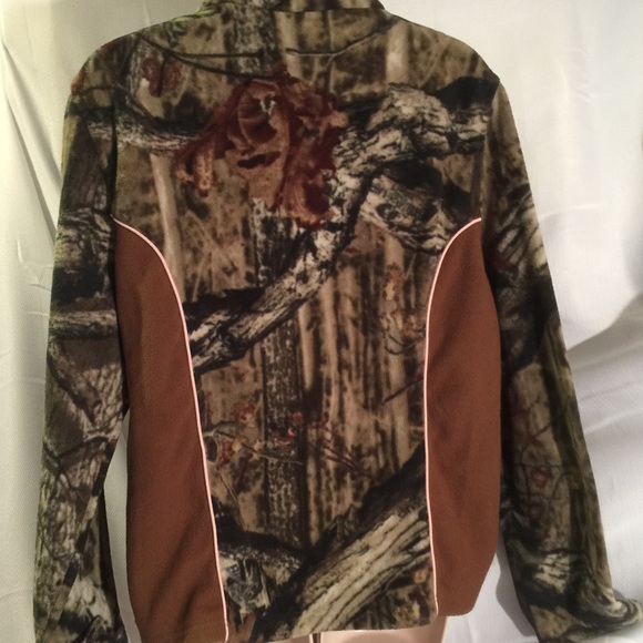 Mossy Oak 3/4 Qtr zipper Pull Over Jacket - Picture 3 of 4