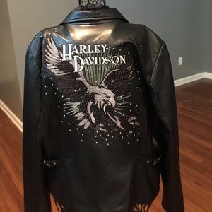 Black Harley Davidson leather jacket. Worn once!