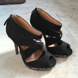 Madison Harding size 7