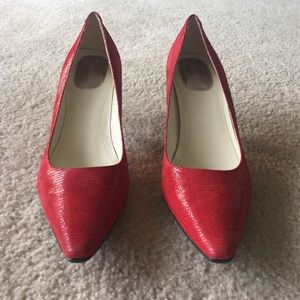 Calvin Klein Red pumps