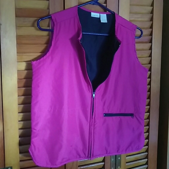 Fuchsia Vest BEAUTIFUL BOLD COLOR!!! - Picture 2 of 3