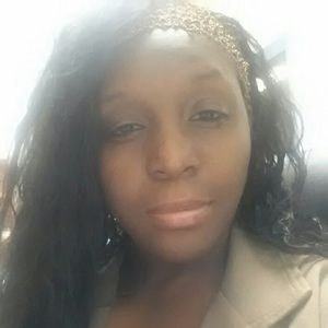 Meet your Posher, Cheri