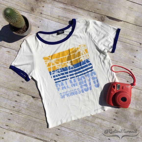 🚫SOLD🚫Vintage Style Palm Springs Tee