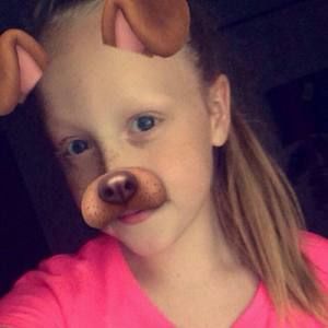 Meet your Posher, Ella