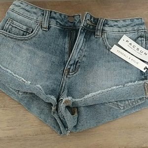 High waisted Kendall & Kylie jean shorts
