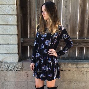 Nordstrom BP sleeve floral dress