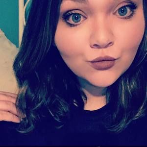 Meet your Posher, Leah