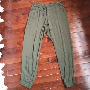 A& F Khaki Stretch Pants