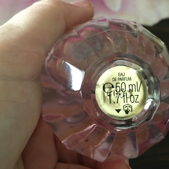 2 Victoria's Secret eau de perfume - Picture 4 of 5