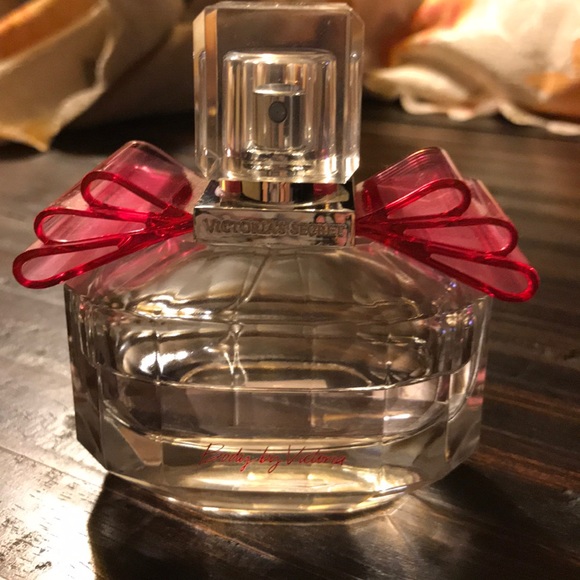 2 Victoria's Secret eau de perfume - Picture 3 of 5