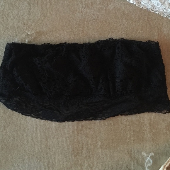 Lace bandeau bundle black, white and tan color. - Picture 3 of 4