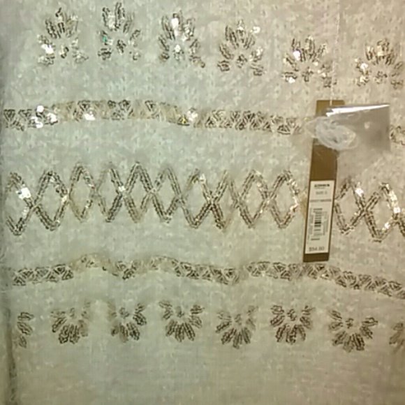 Cute fuzzy sweater - Picture 2 of 3