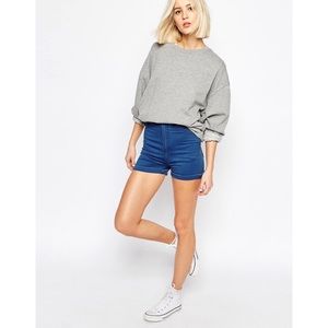 Levis Mid rise Denim Shorts