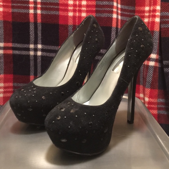 Black H by Halston platform stilettos- all offers - Picture 1 of 3