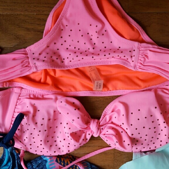 Bikini bundle - Picture 2 of 3