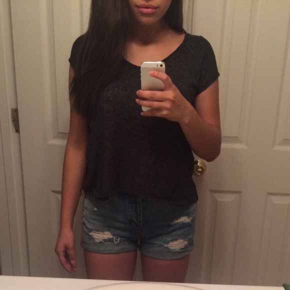 American eagle dark grey shirt