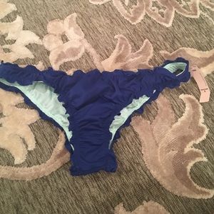 Cheeky bikini bottoms