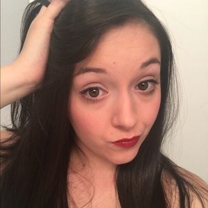 Meet your Posher, Victoria