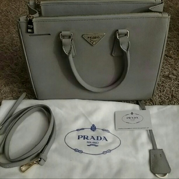 **SOLD** Grey bag tote