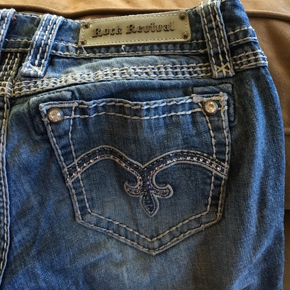 Rock Revival Capris
