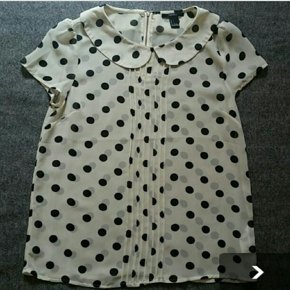 Polka dot collar shirt