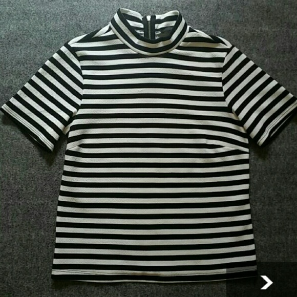 High nech striped top