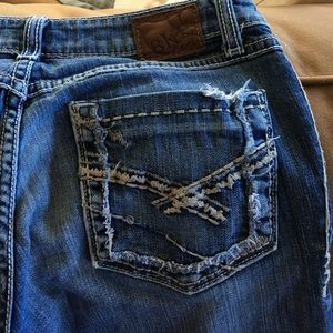 BKE Sabrina stretch  capris