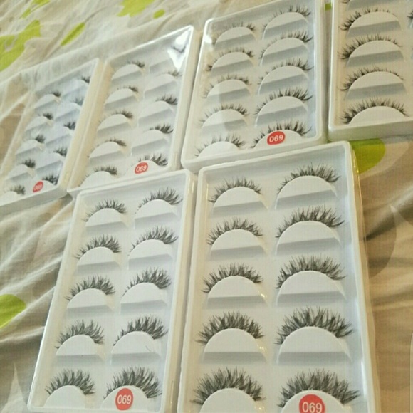 Party False Lashes (2 Box Bundle) - Picture 2 of 3