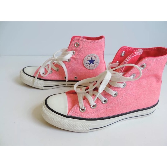 ❌SOLD❌ high top chuck Taylor converse shoes - Picture 2 of 4