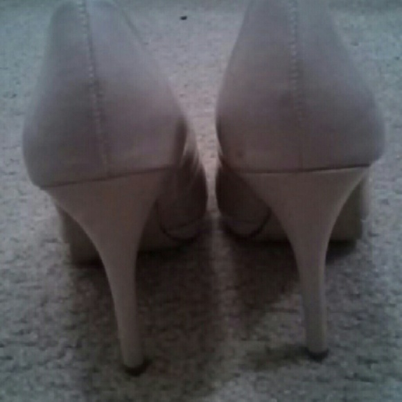 Shoes - Picture 3 of 3