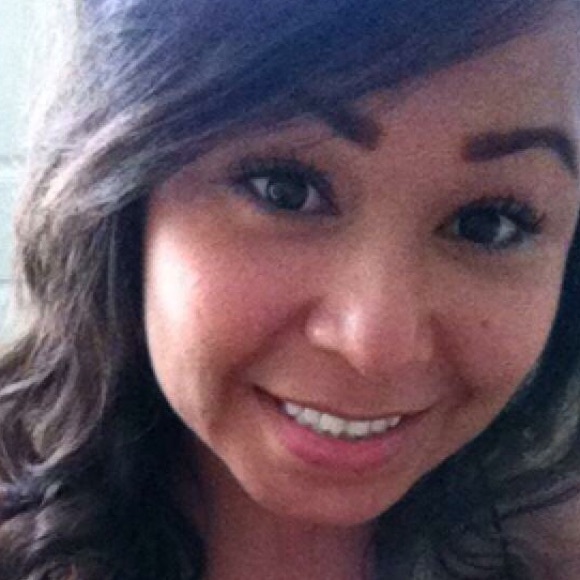 Meet your Posher, Jozeline - Picture 1 of 1