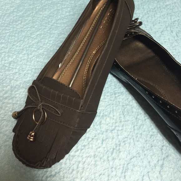 Black flats 🌻size 10🌻
