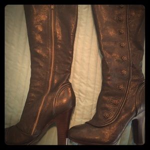 frye matilda button boots