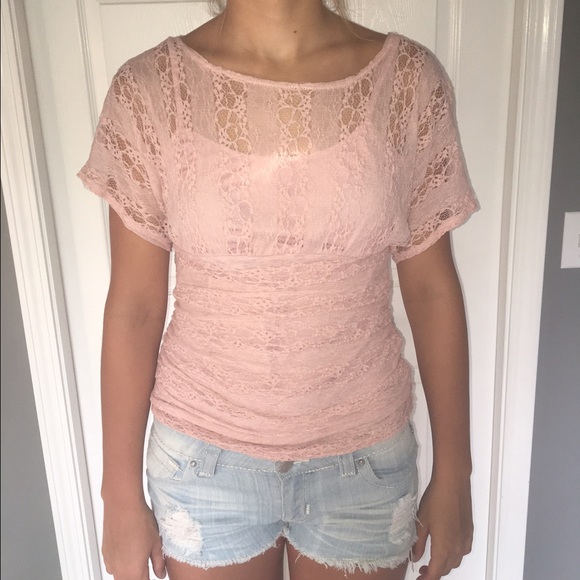 Light pink lace short sleeve top