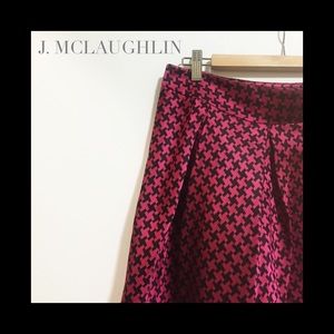 Rare J. McLaughlin 100% silk skirt