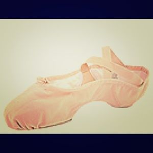 NWOT DANCE SHOES