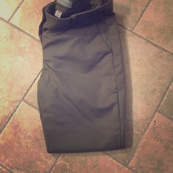Green Gap tailored Cropped pants