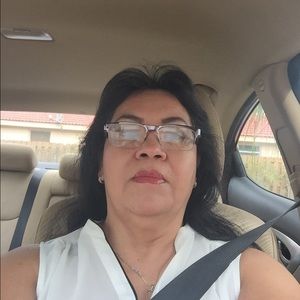 Meet your Posher, Fatima