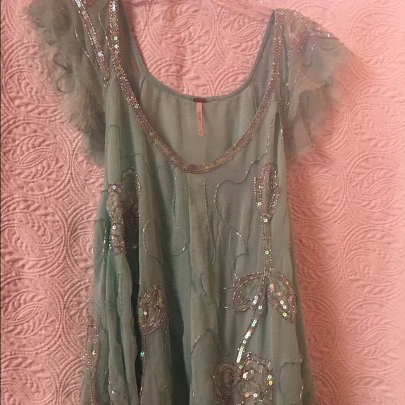 Sparkling Stunning Baby Blue Top - Picture 2 of 3